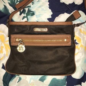 MK over the shoulder purse 👛